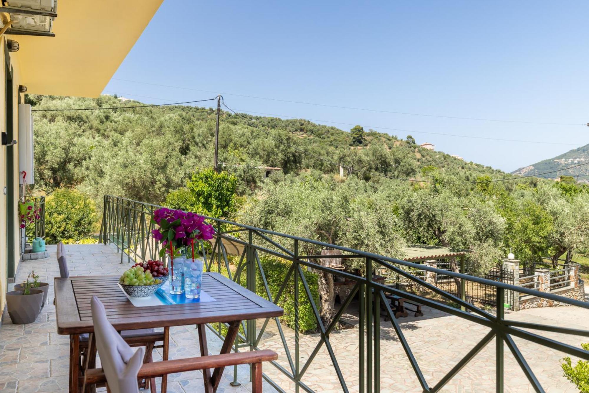 Ferienwohnung Blue Butterfly Skopelos Exterior foto